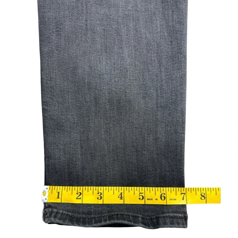 True Religion Rocco Relaxed Skinny‎ Jeans Flap Pockets Size 36 Style 106701